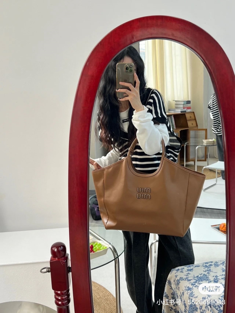 Miu Miu Tote Bags